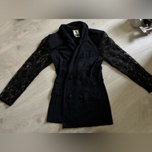 Vintage blazer with lace sleeves